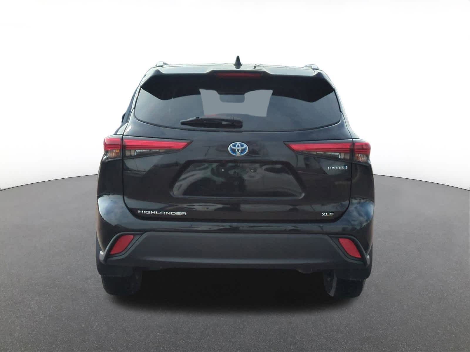 Thumbnail: 2022 Toyota Highlander - 5