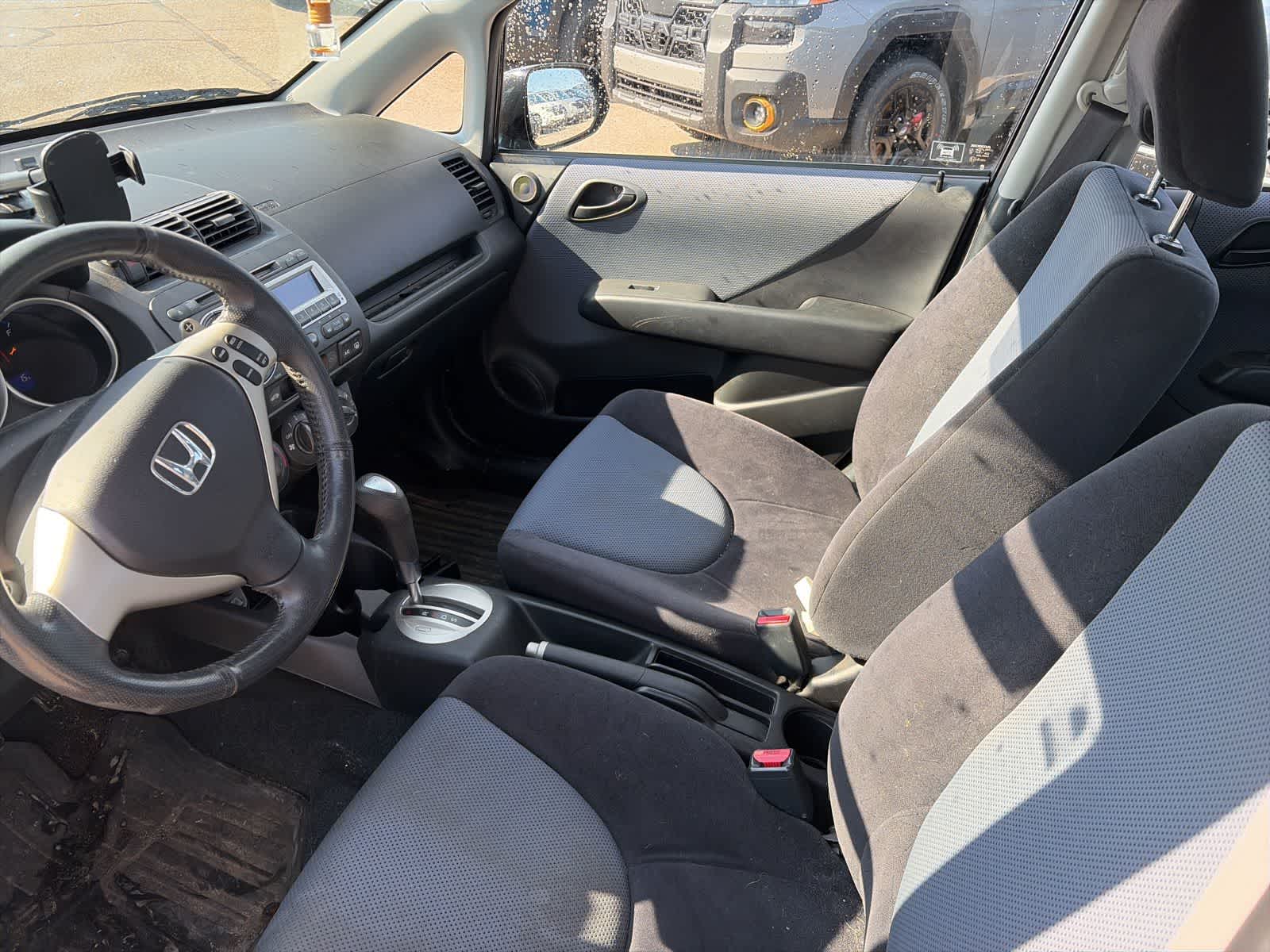 Thumbnail: 2008 Honda Fit - 11