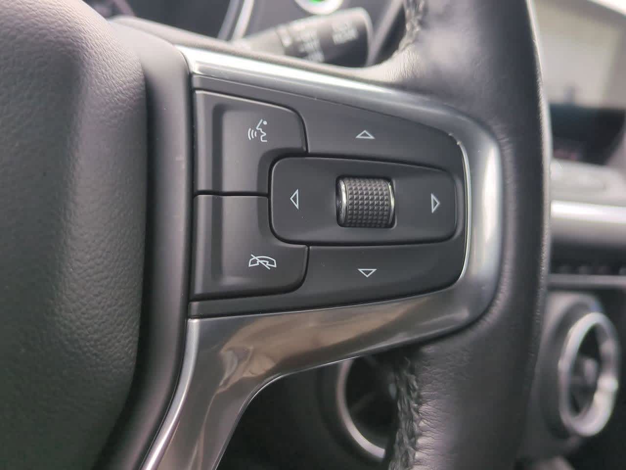 Thumbnail: 2020 Chevrolet Blazer - 23