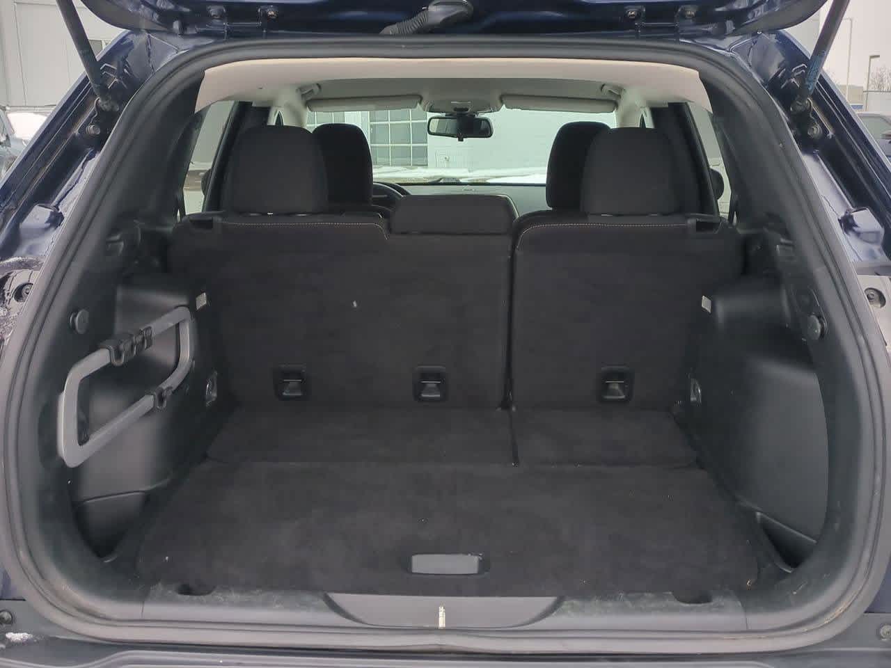 Thumbnail: 2016 Jeep Cherokee - 32