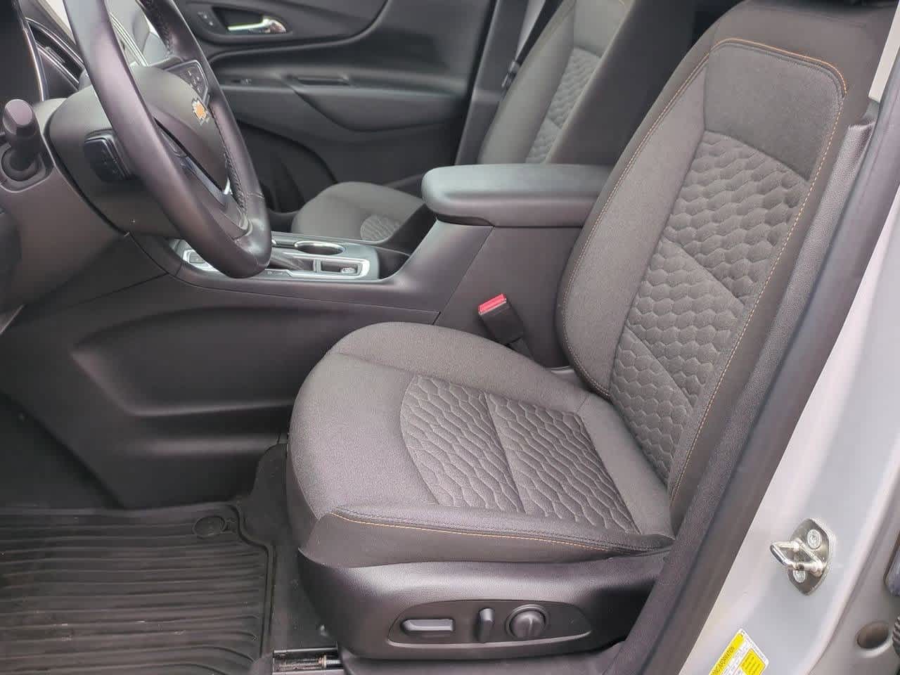 Thumbnail: 2018 Chevrolet Equinox - 15