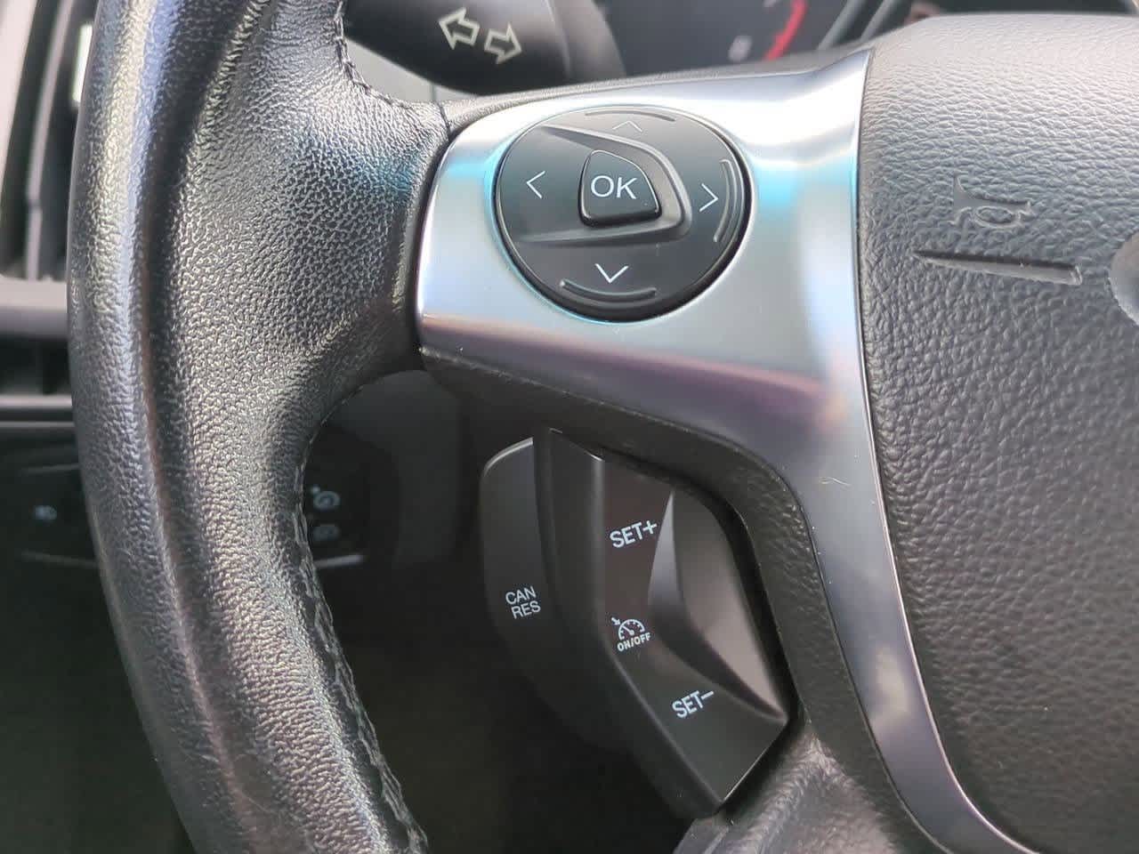 Thumbnail: 2012 Ford Focus - 22