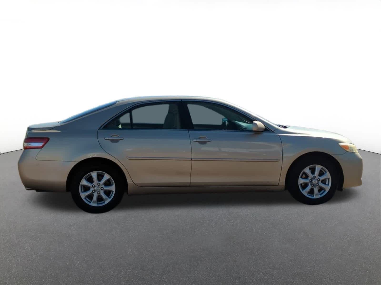 Thumbnail: 2010 Toyota Camry - 7
