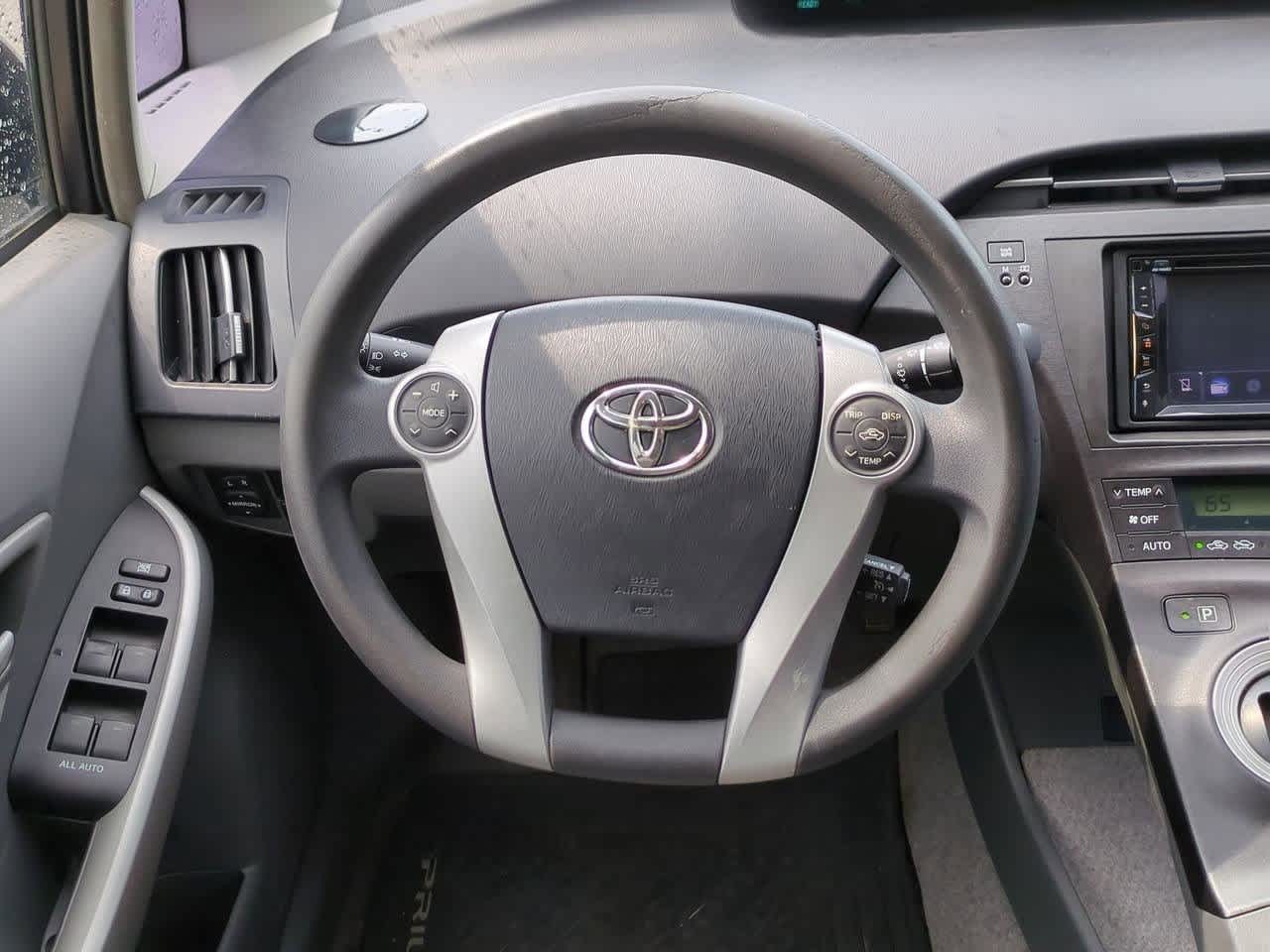 Thumbnail: 2010 Toyota Prius - 21
