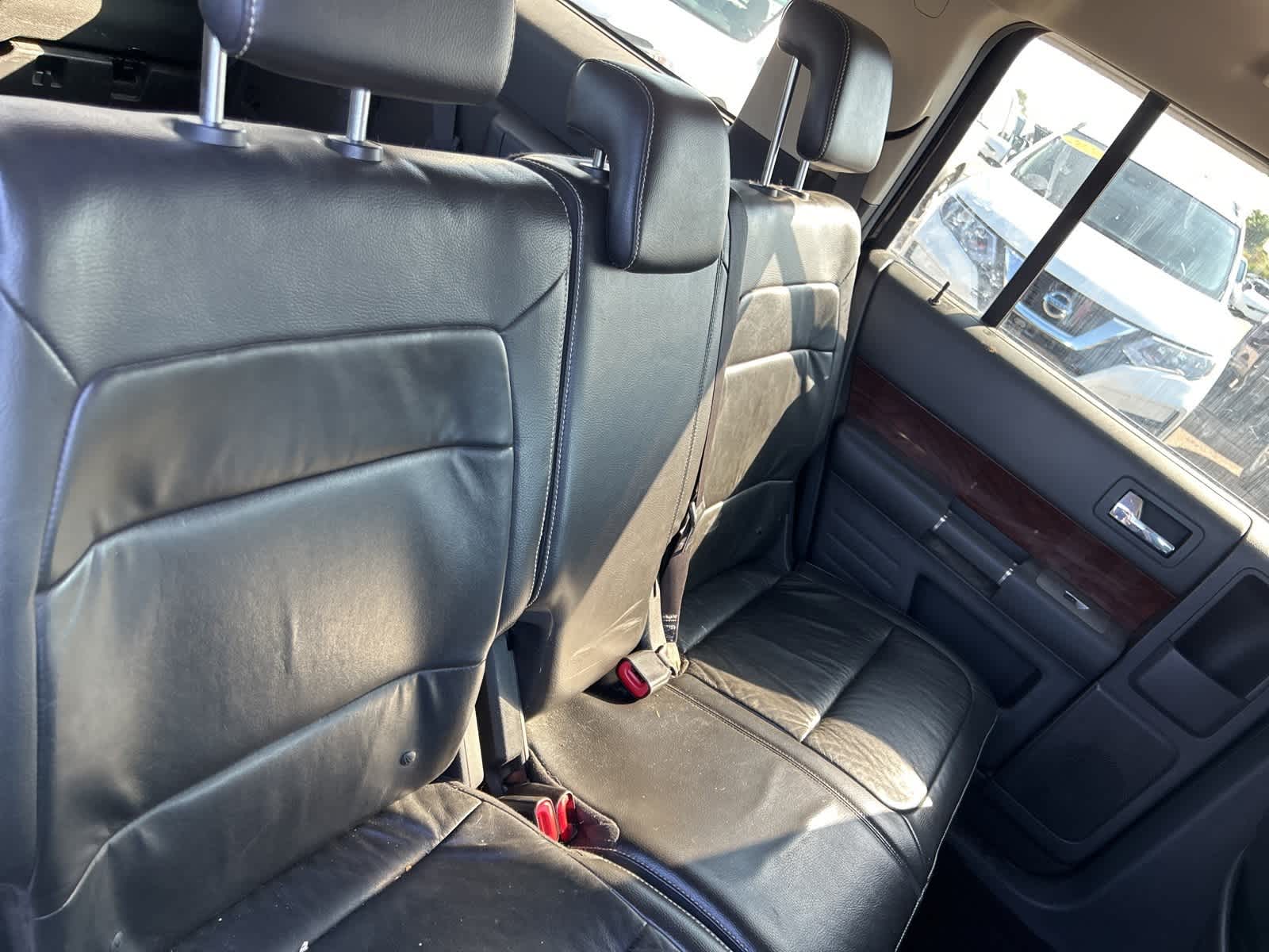Thumbnail: 2010 Ford Flex - 15