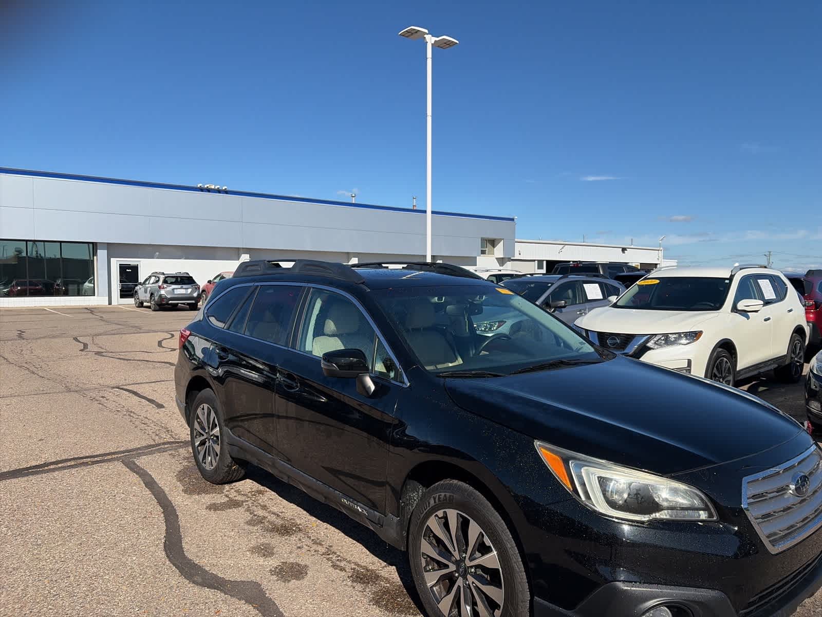 Thumbnail: 2015 Subaru Outback - 4