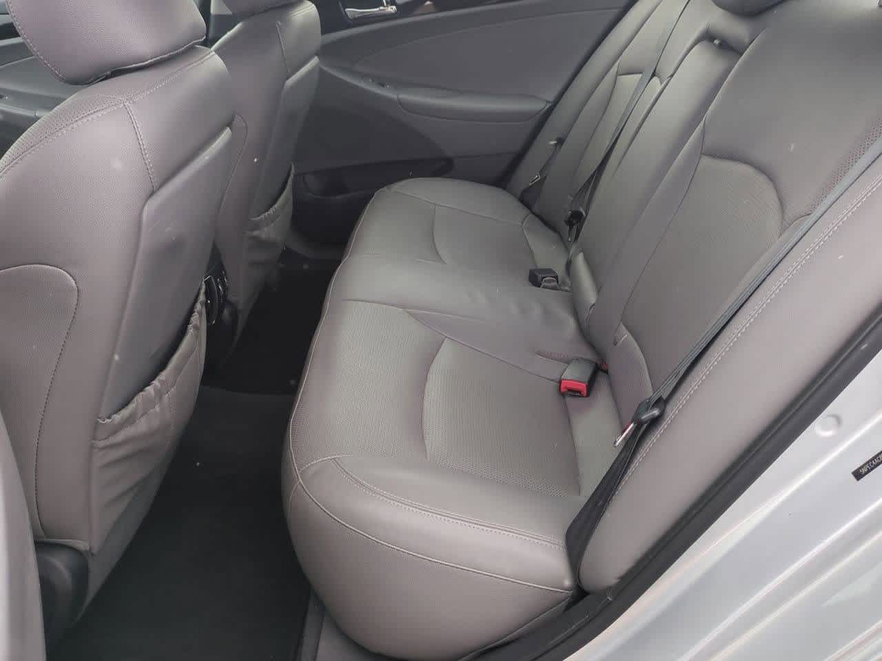 Thumbnail: 2014 Hyundai Sonata - 19