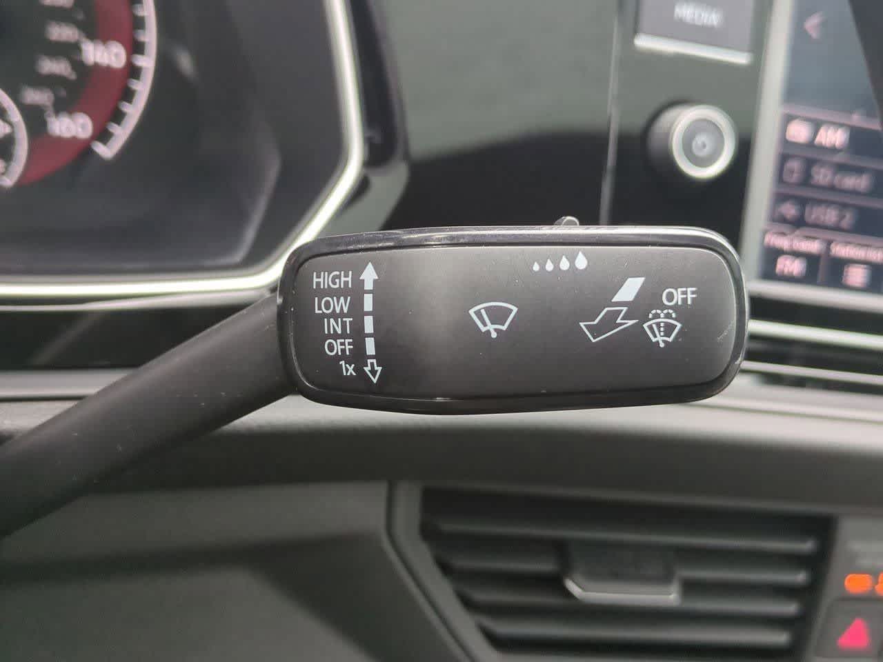 Thumbnail: 2020 Volkswagen Jetta - 26