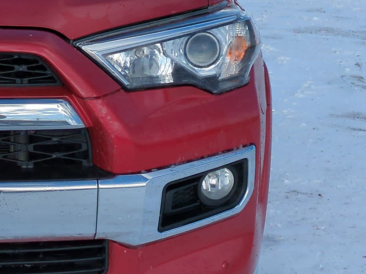 Thumbnail: 2016 Toyota 4Runner - 3