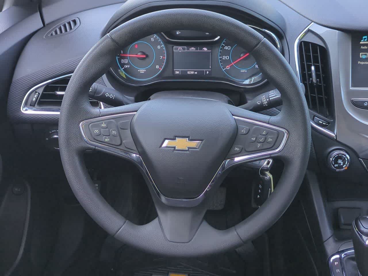Thumbnail: 2017 Chevrolet Cruze - 21