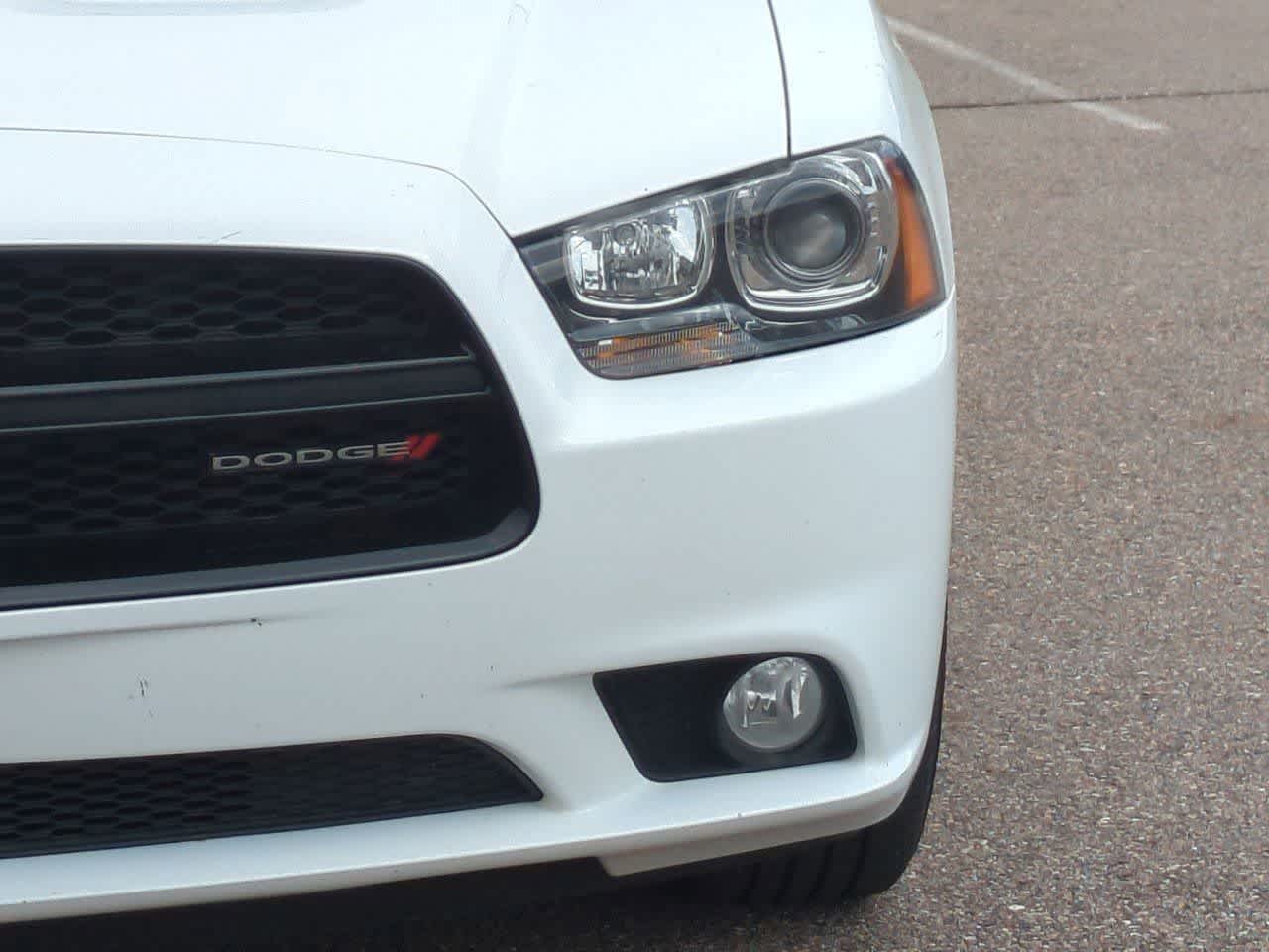Thumbnail: 2014 Dodge Charger - 10