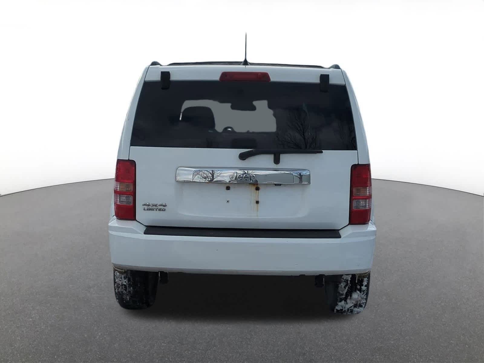 Thumbnail: 2012 Jeep Liberty - 5