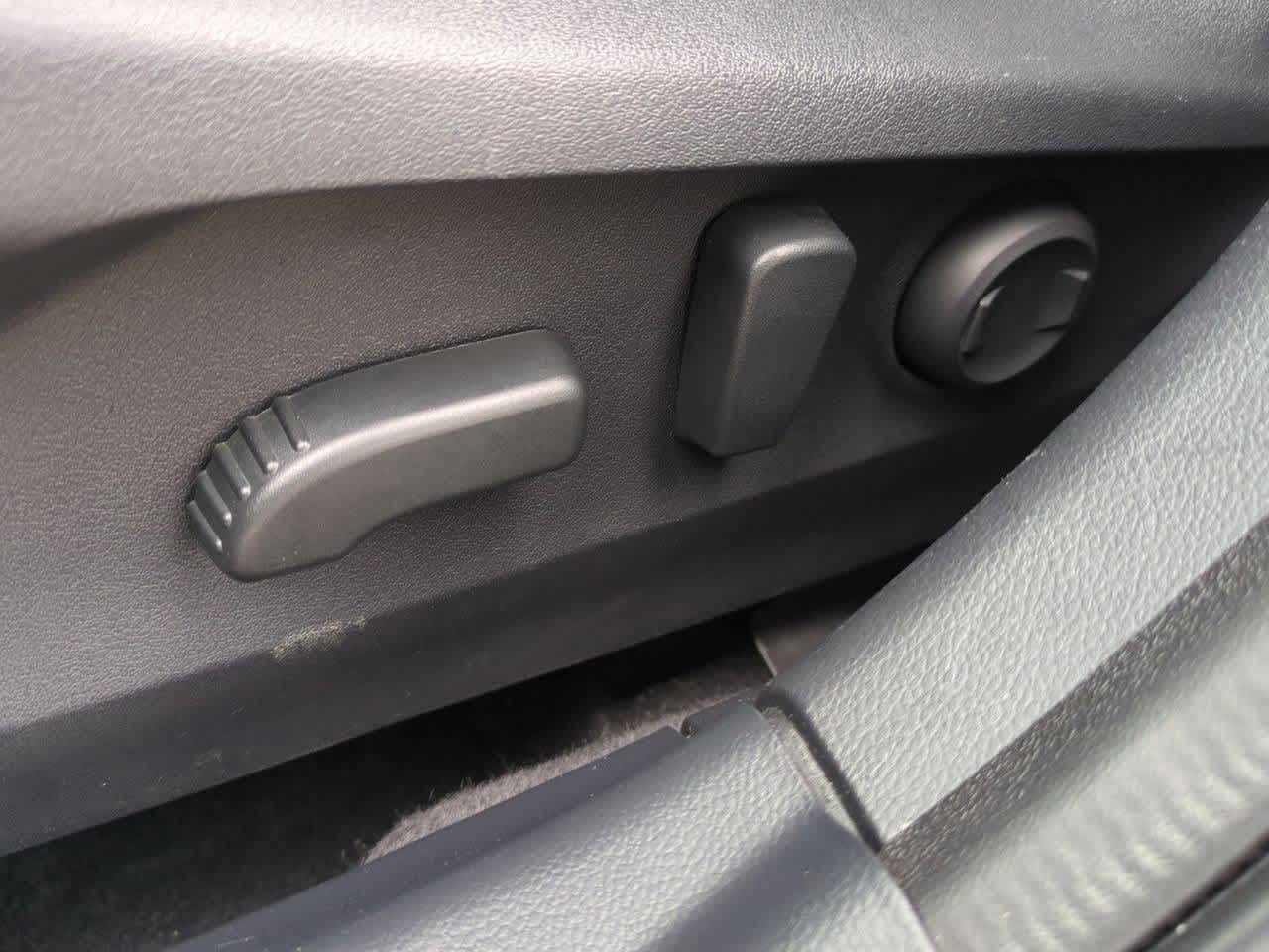 Thumbnail: 2022 Subaru Outback - 16