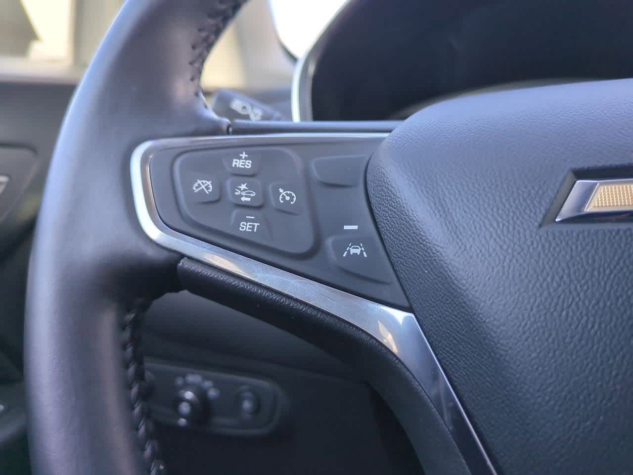 Thumbnail: 2020 Chevrolet Equinox - 22