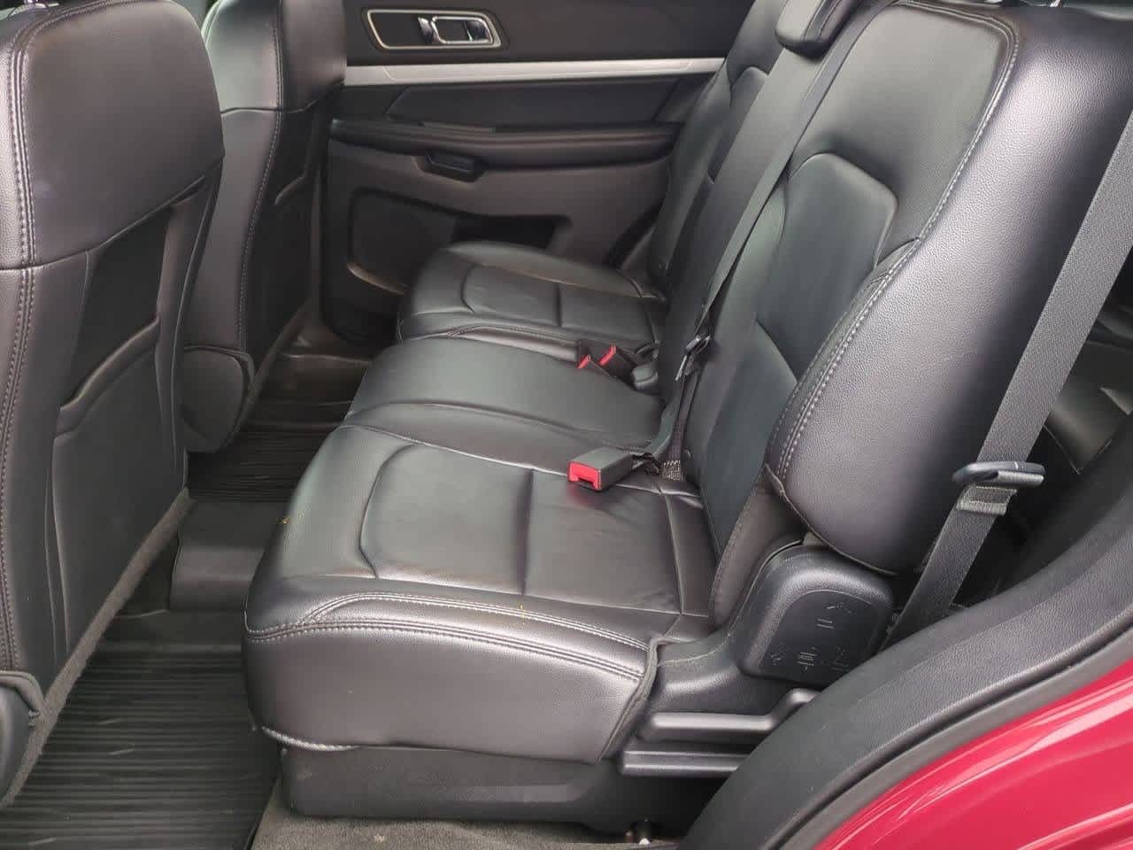 Thumbnail: 2017 Ford Explorer - 18