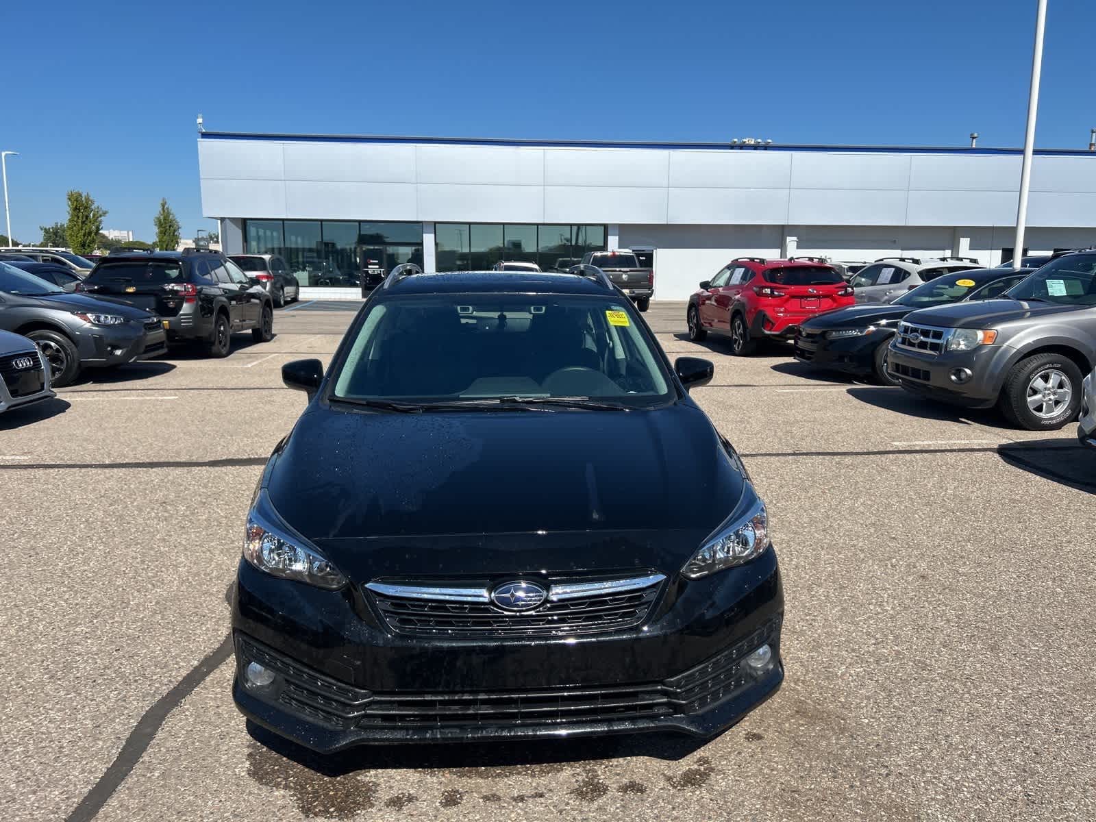 2023 Subaru Impreza Premium photo 3