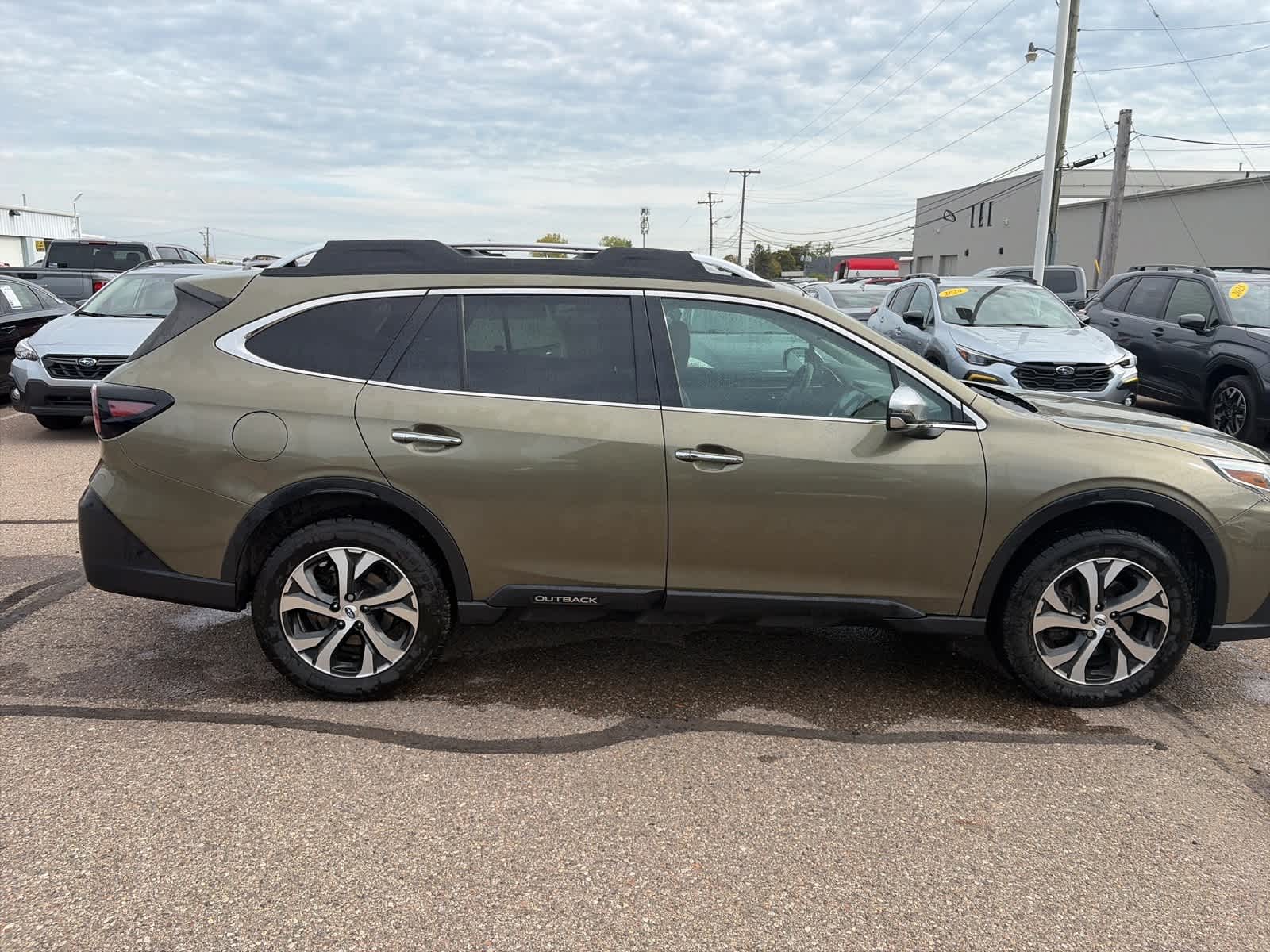 Thumbnail: 2022 Subaru Outback - 5
