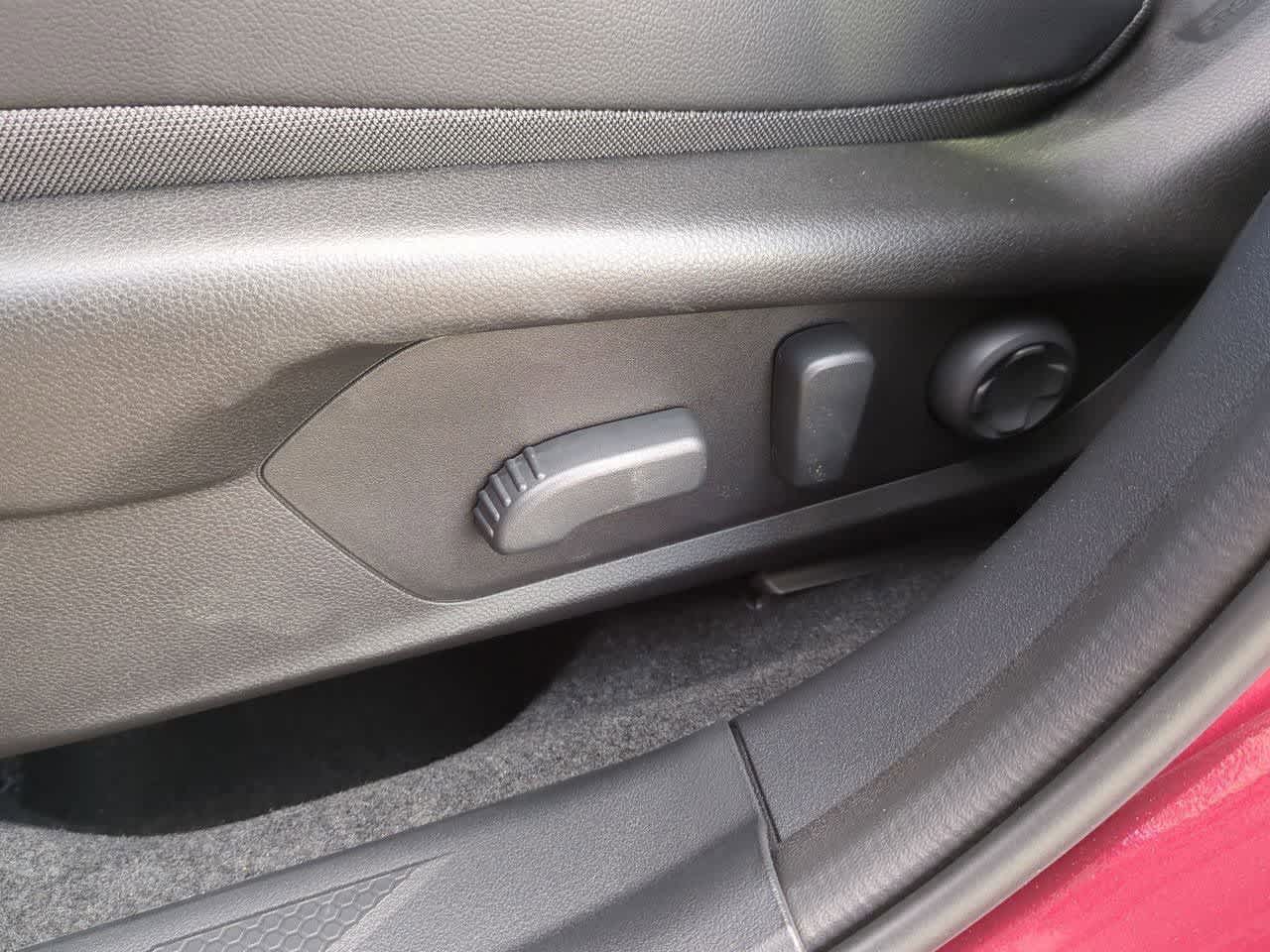 Thumbnail: 2026 Subaru Outback - 16