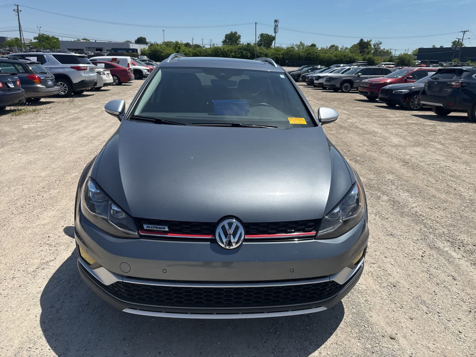 Thumbnail: 2019 Volkswagen Golf - 10