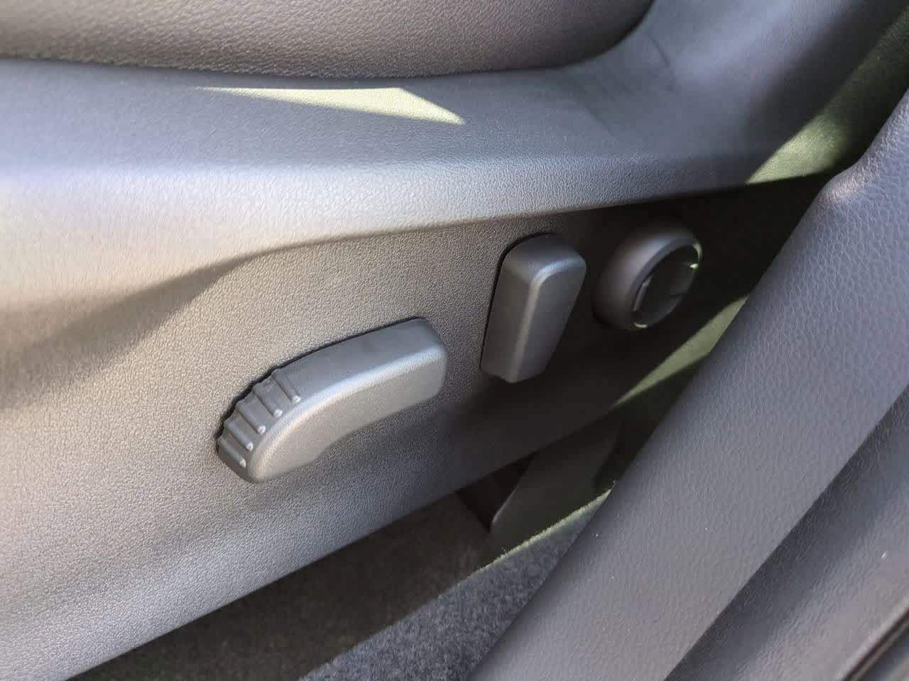 Thumbnail: 2025 Subaru Forester - 16