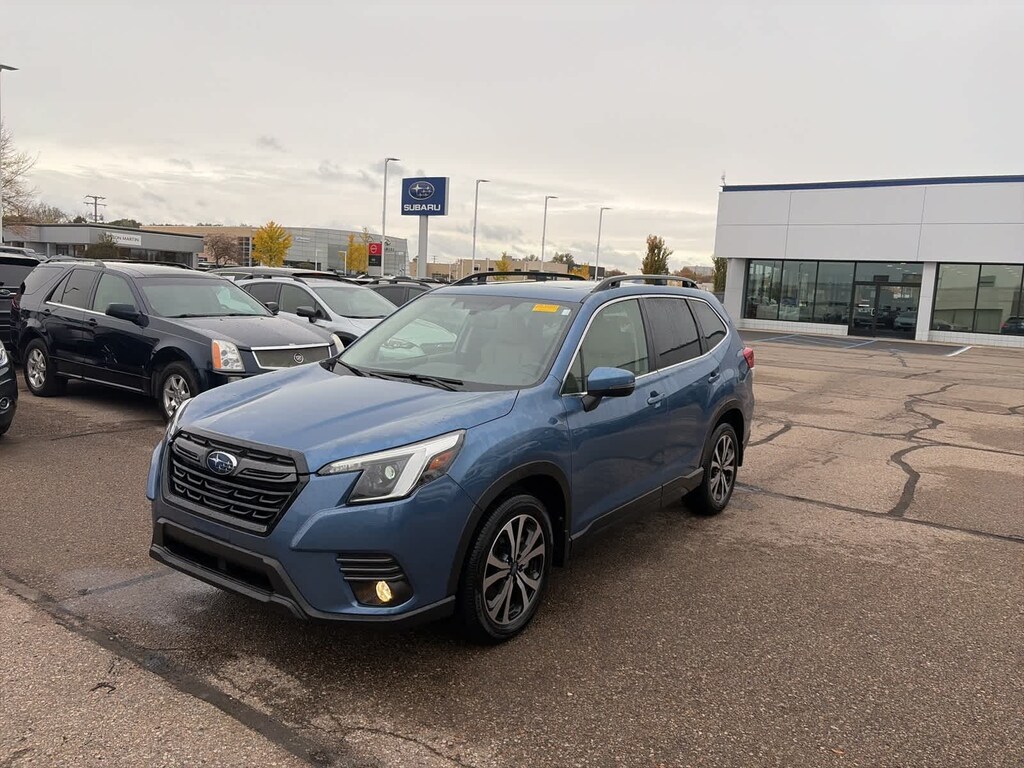 Used 2023 Subaru Forester Limited SUV