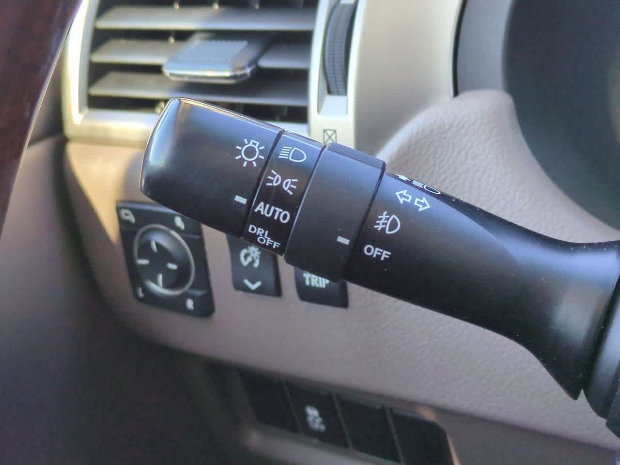 Thumbnail: 2012 Lexus GX - 21