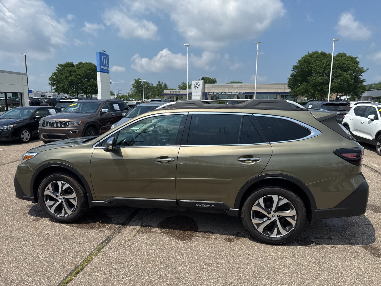 Thumbnail: 2021 Subaru Outback - 12