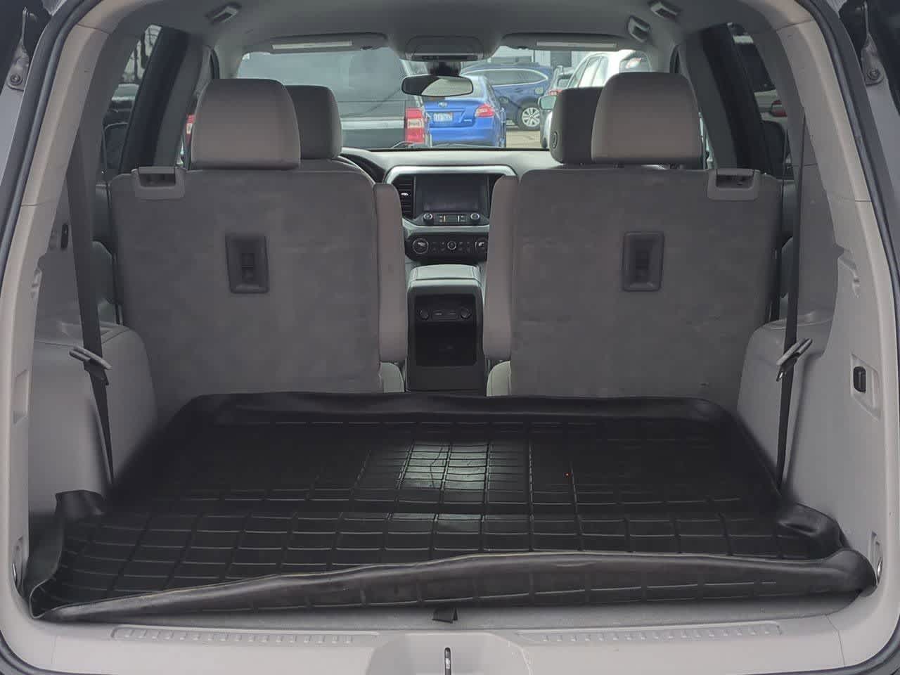 Thumbnail: 2023 GMC Acadia - 33