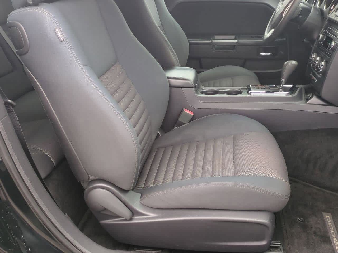 Thumbnail: 2014 Dodge Challenger - 18