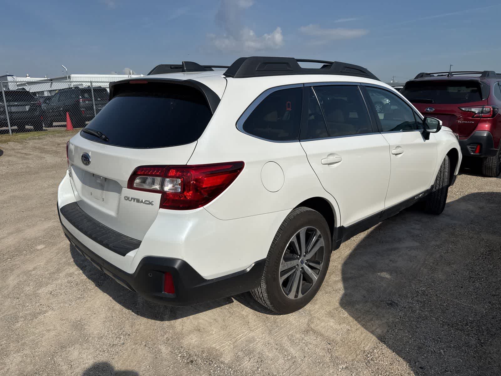 Thumbnail: 2018 Subaru Outback - 3