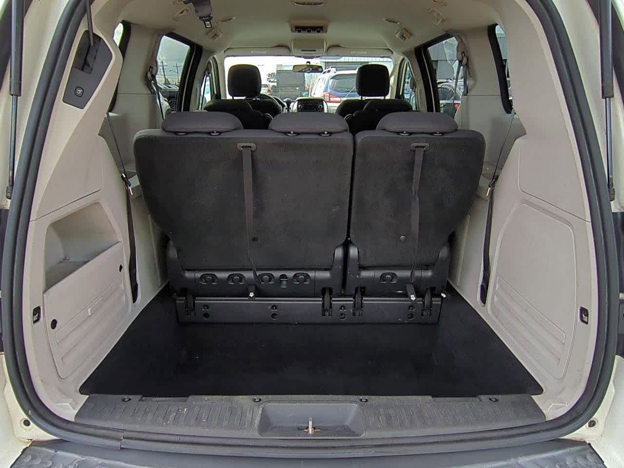 Thumbnail: 2009 Dodge Grand Caravan - 30