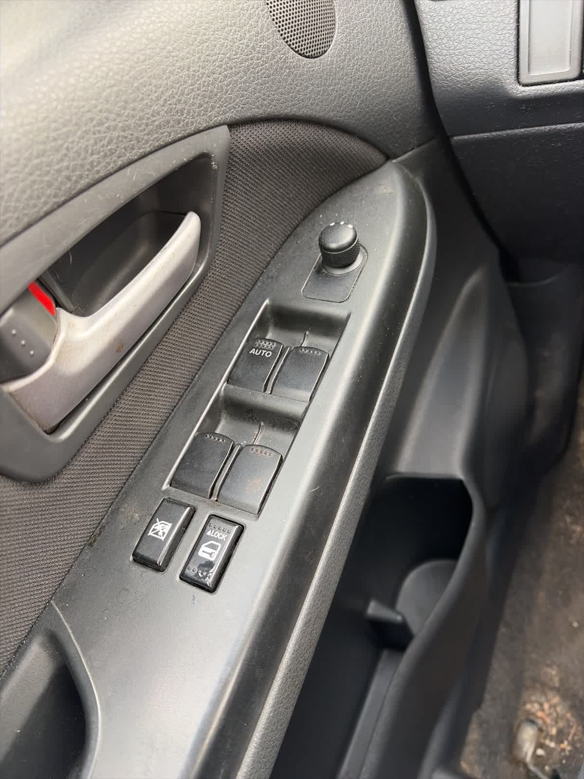 Thumbnail: 2008 Suzuki SX4 - 15