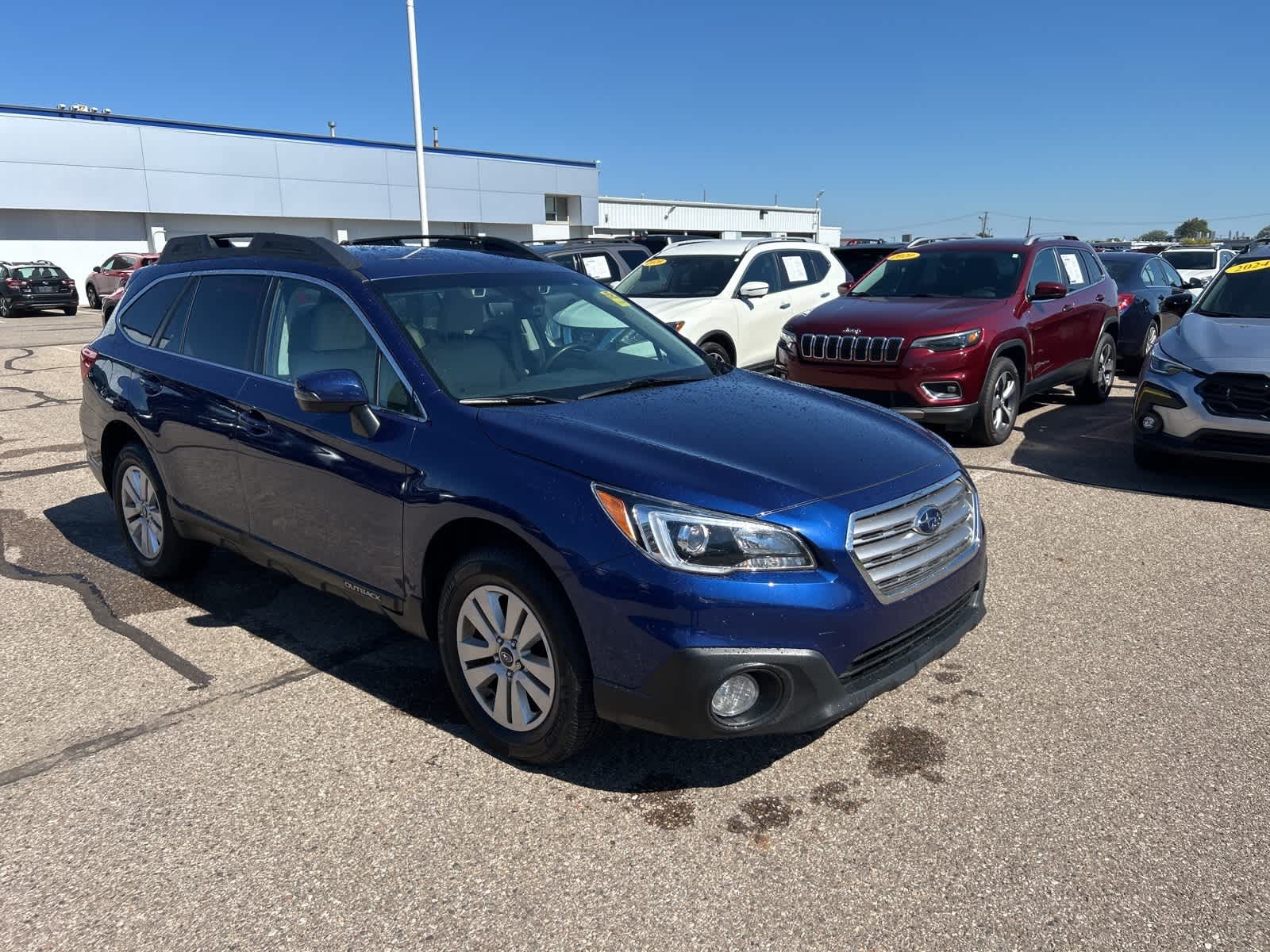 Thumbnail: 2017 Subaru Outback - 4