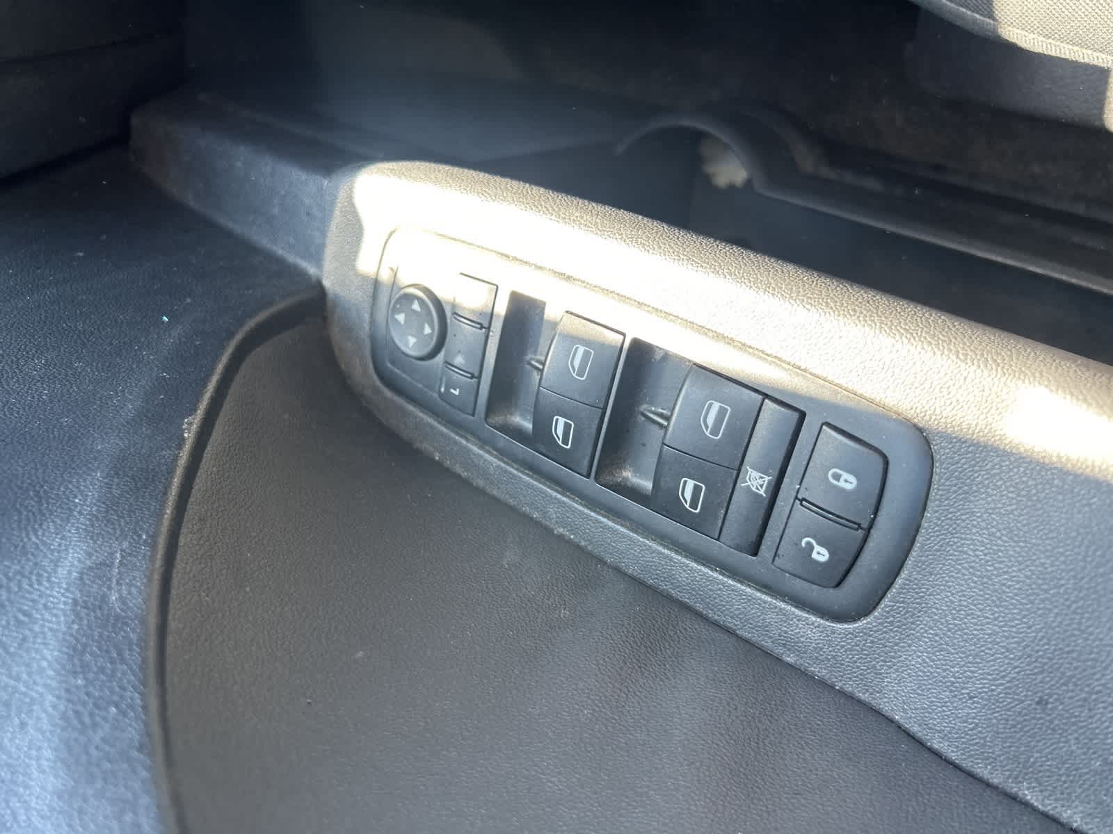 Thumbnail: 2010 Dodge Journey - 13