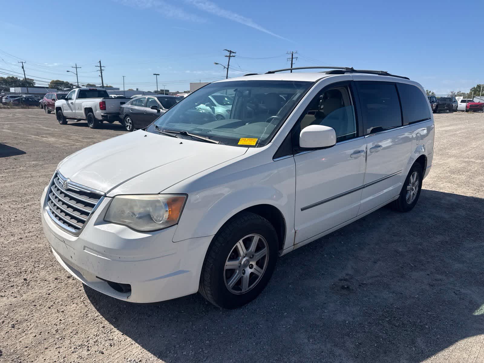Used 2009 Chrysler Town & Country Touring with VIN 2A8HR54129R626802 for sale in Troy, MI