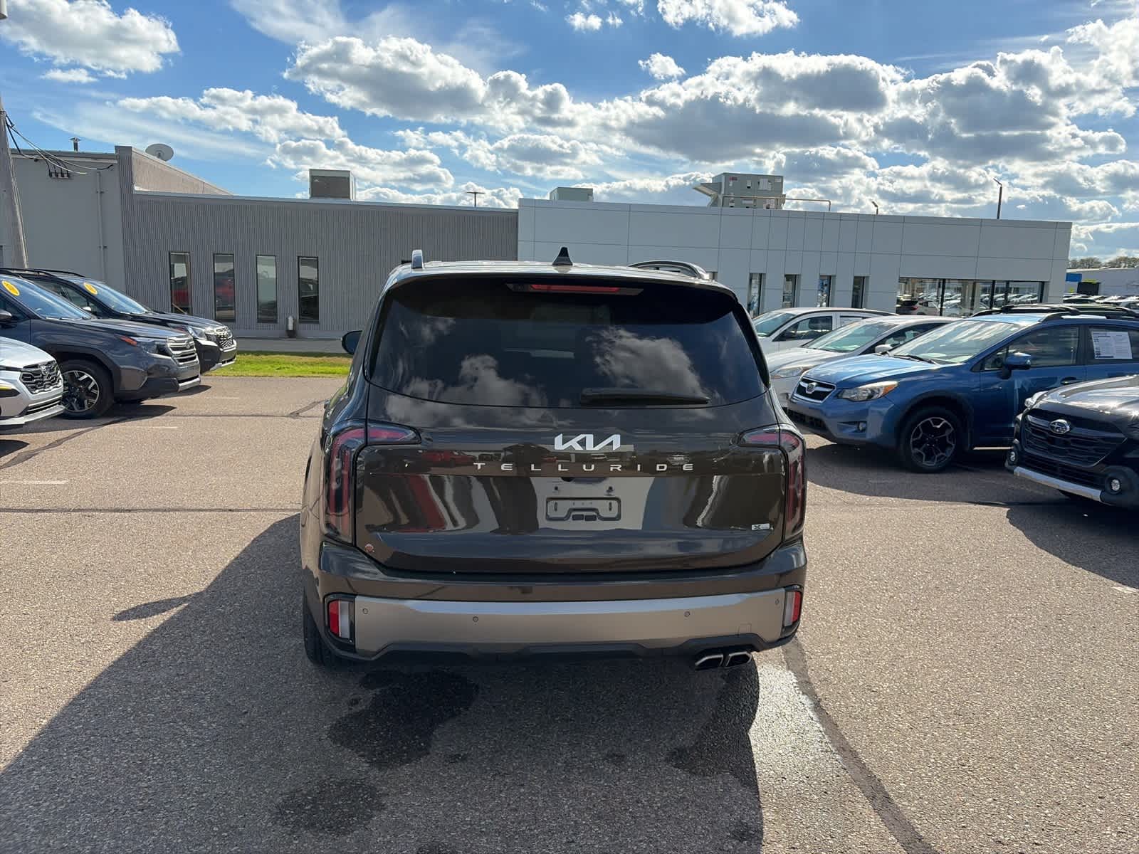 Thumbnail: 2023 Kia Telluride - 6