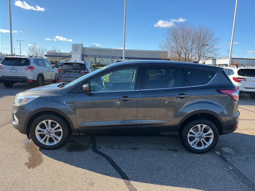 Used 2017 Ford Escape SE SUV