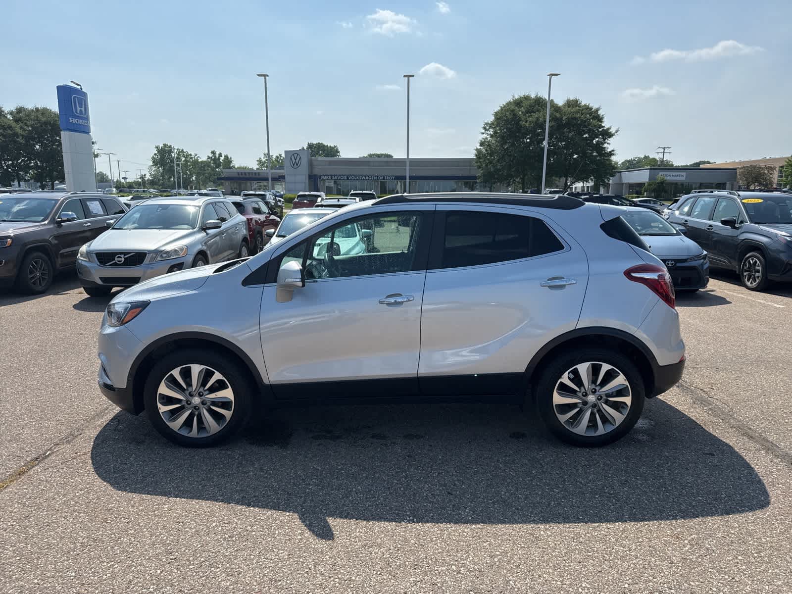 Thumbnail: 2017 Buick Encore - 12