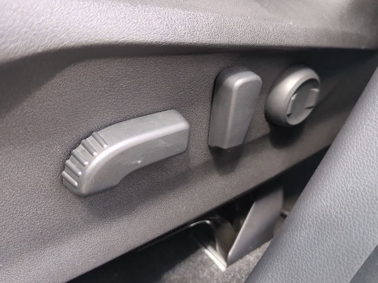 Thumbnail: 2020 Subaru Forester - 16