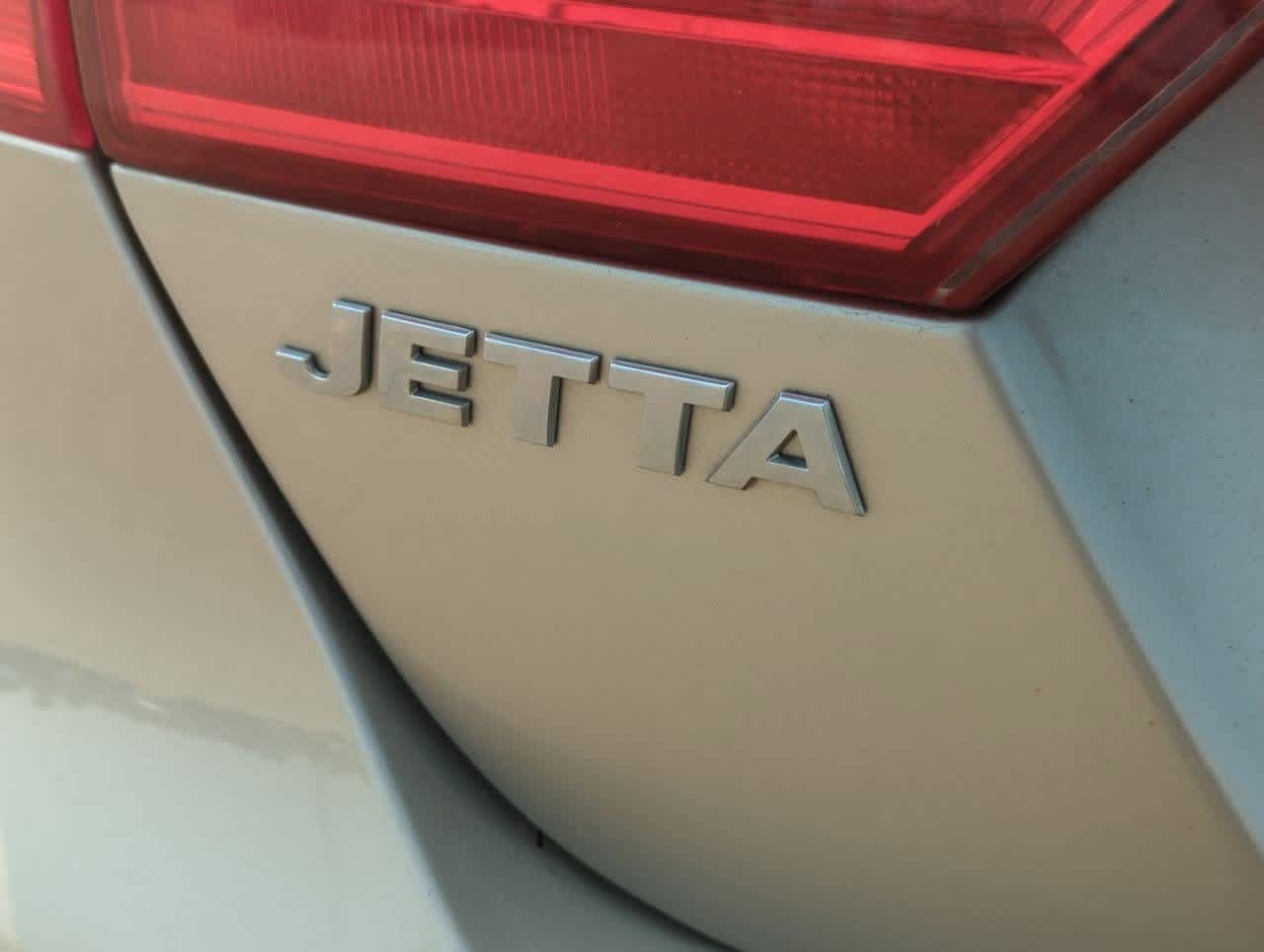 Thumbnail: 2014 Volkswagen Jetta - 11