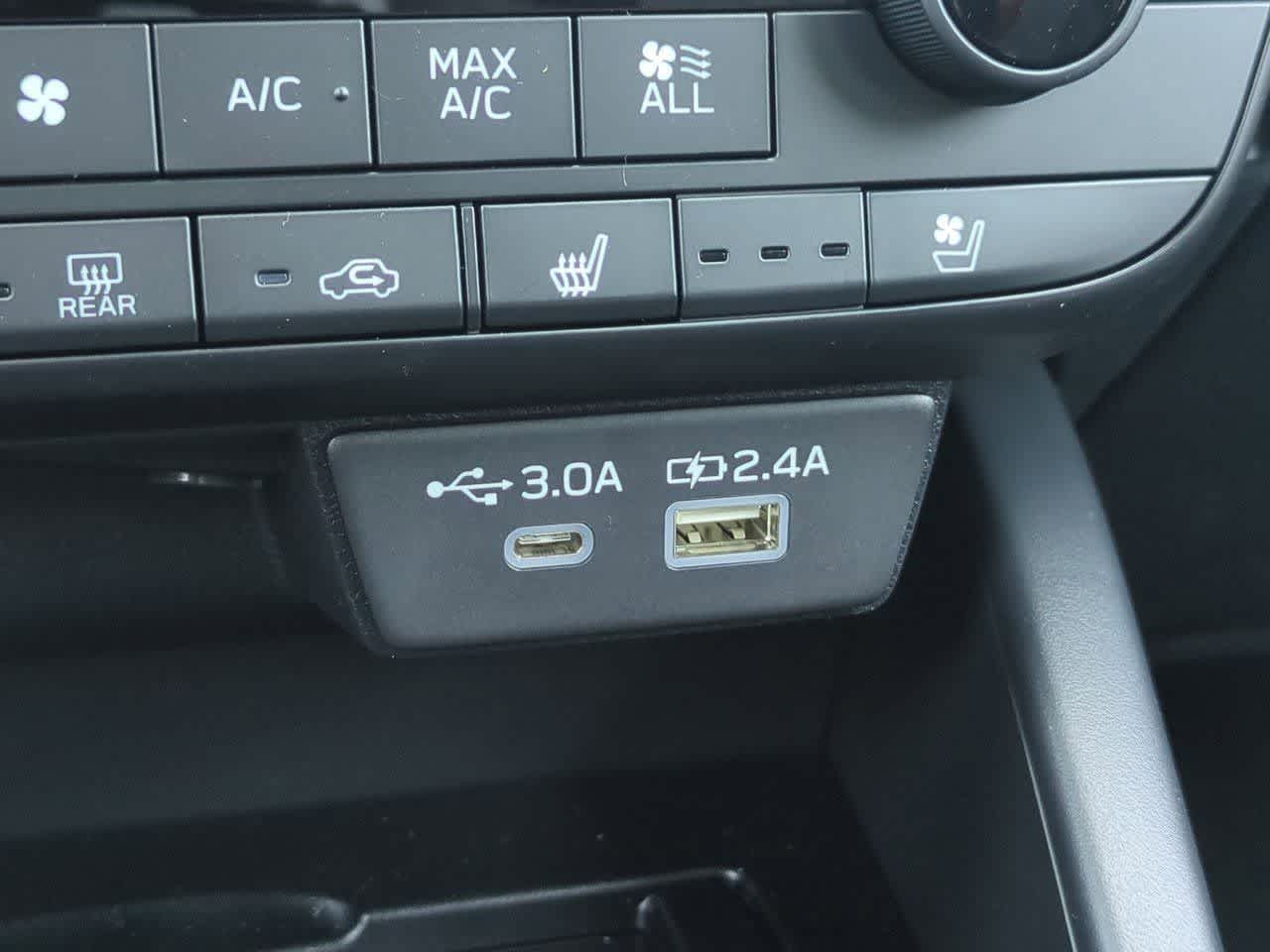 Thumbnail: 2026 Subaru Outback - 32