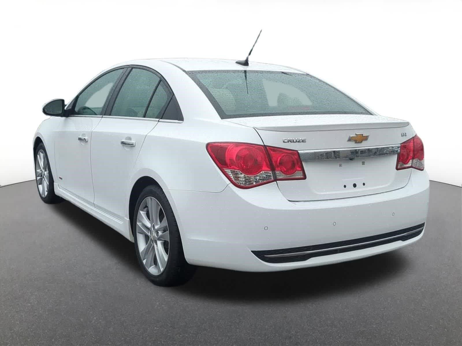 Thumbnail: 2014 Chevrolet Cruze - 4