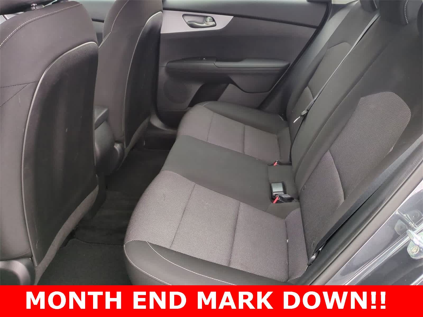 Thumbnail: 2022 Kia Forte - 17