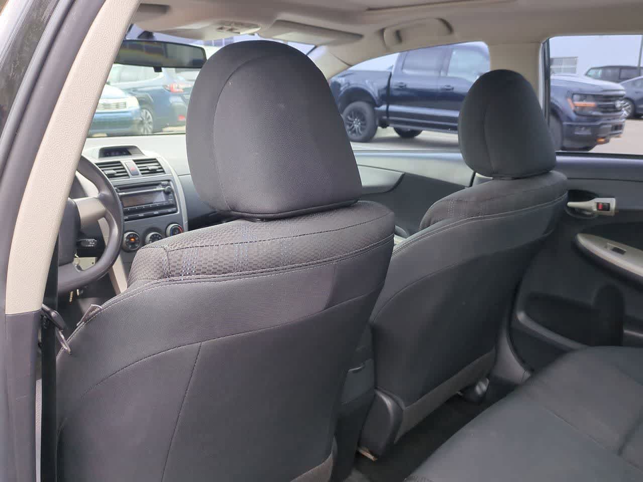 Thumbnail: 2012 Toyota Corolla - 17