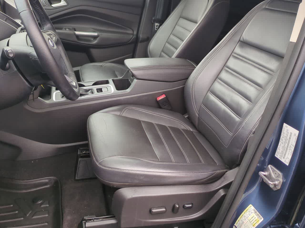 Thumbnail: 2018 Ford Escape - 15