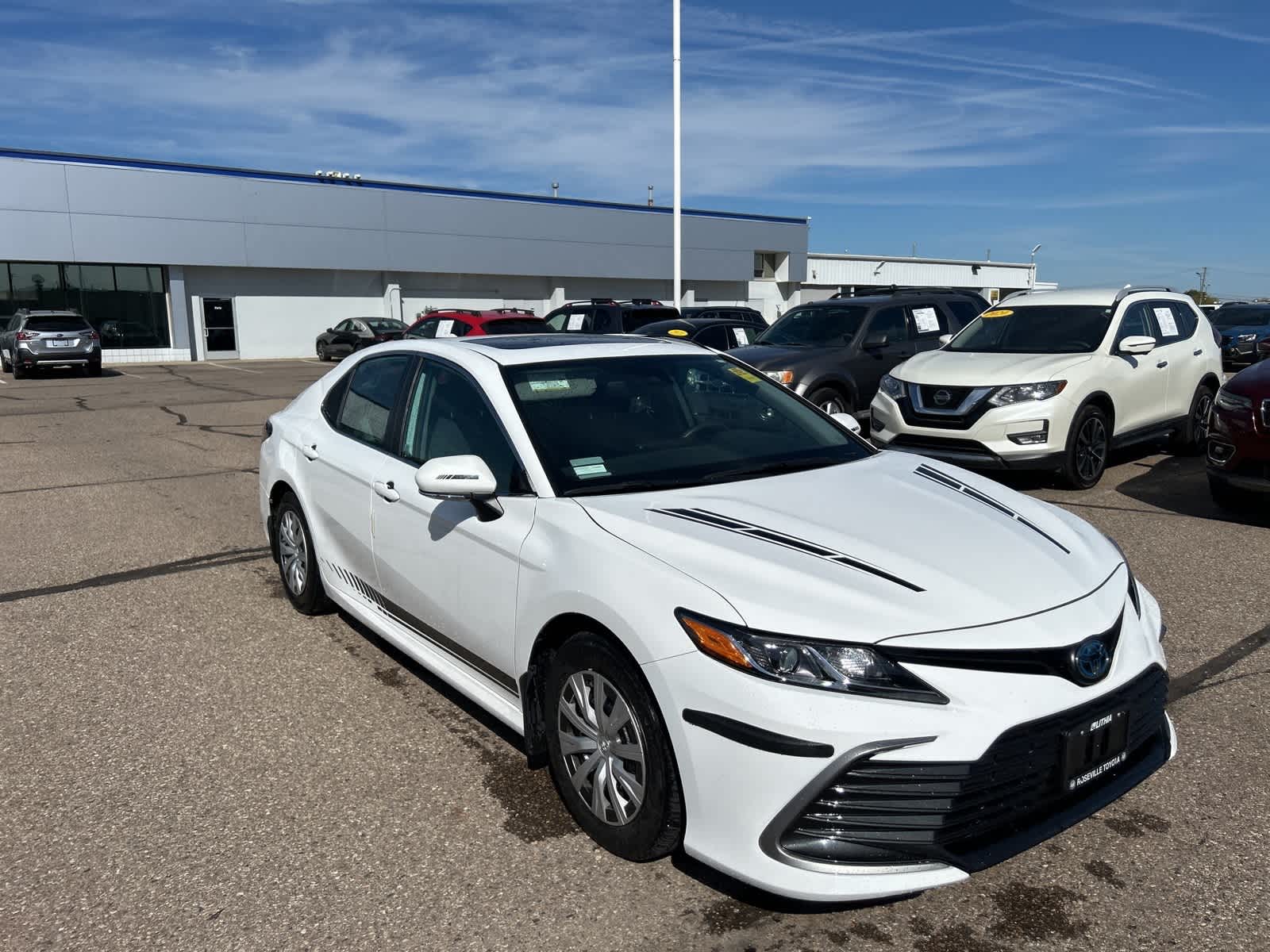 Thumbnail: 2024 Toyota Camry - 4