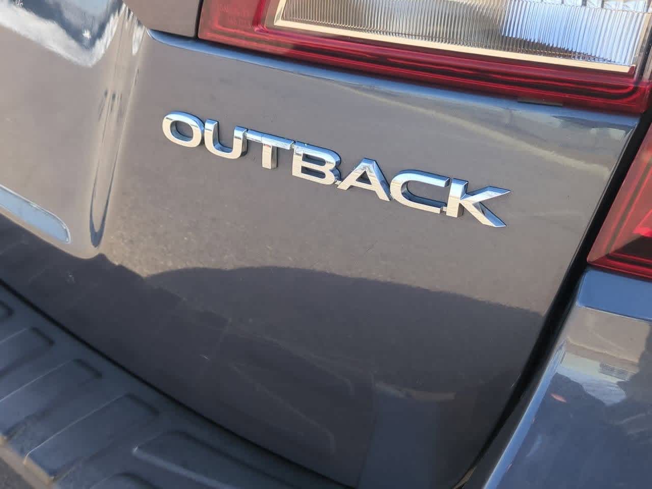 Thumbnail: 2015 Subaru Outback - 12