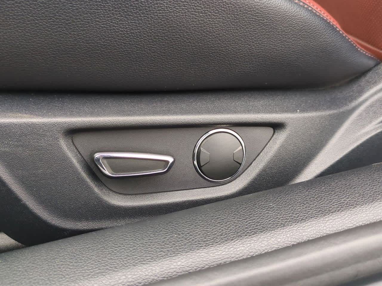 Thumbnail: 2016 Ford Mustang - 17