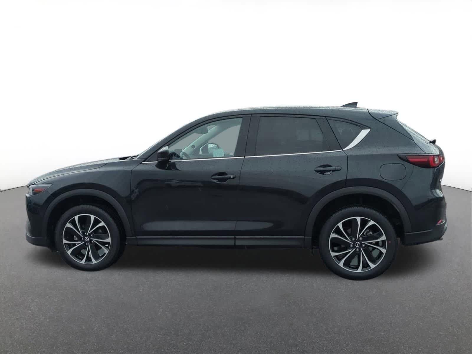 Thumbnail: 2023 Mazda CX-5 - 3