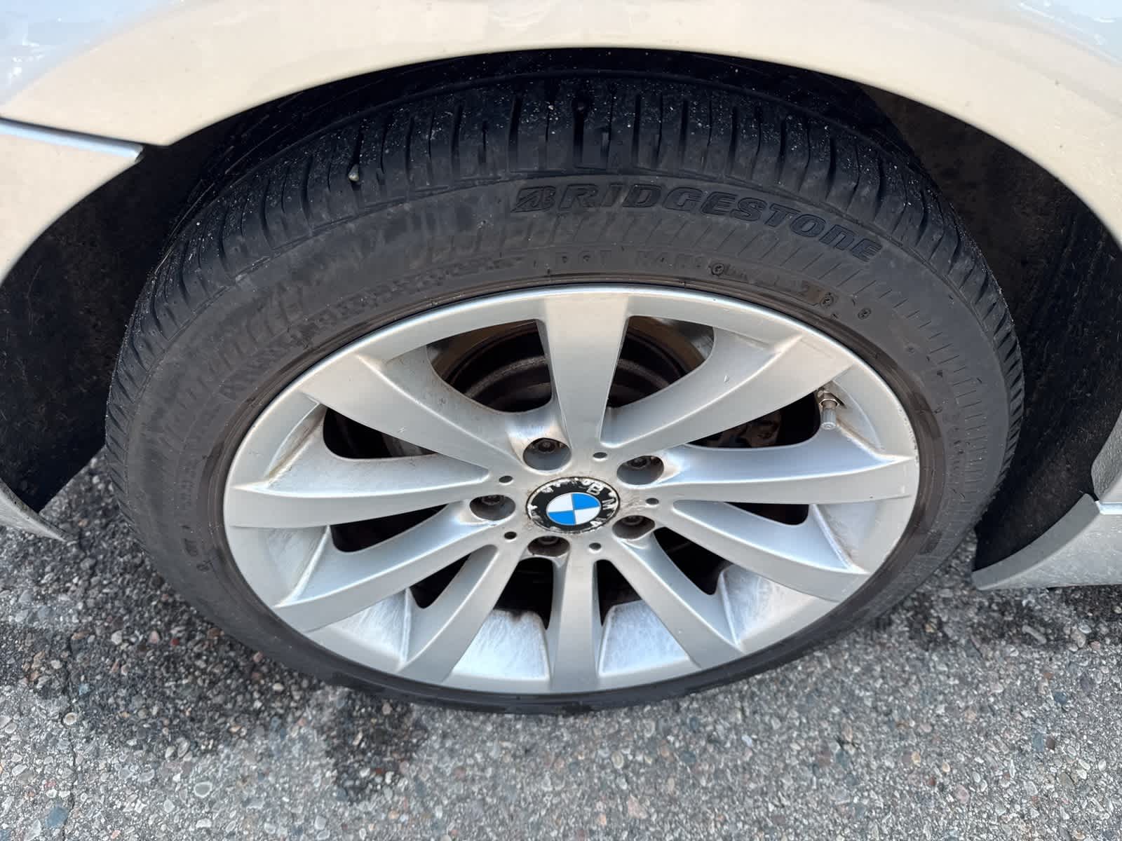 Thumbnail: 2011 BMW 3 Series - 8